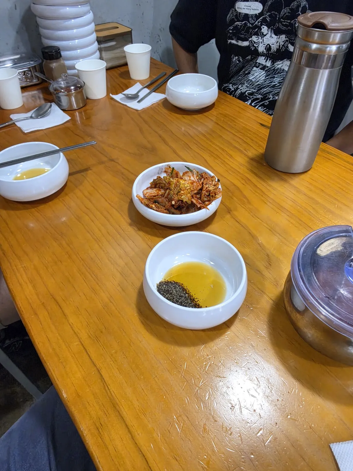 상차림 — 겉절이와 들기름장