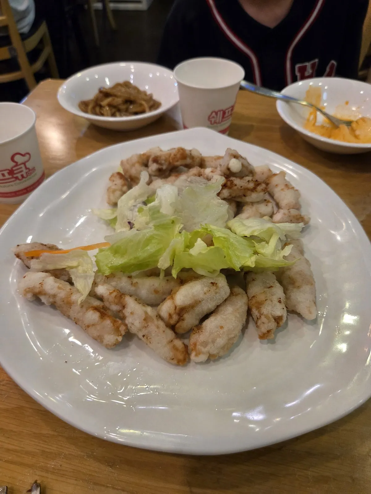 還沒淋醬的白色糖醋肉