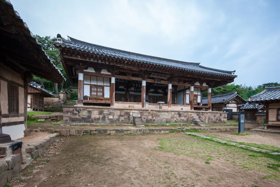 道東書院 — 道東書院傳統講學空間與韓屋建築（2014年6月）