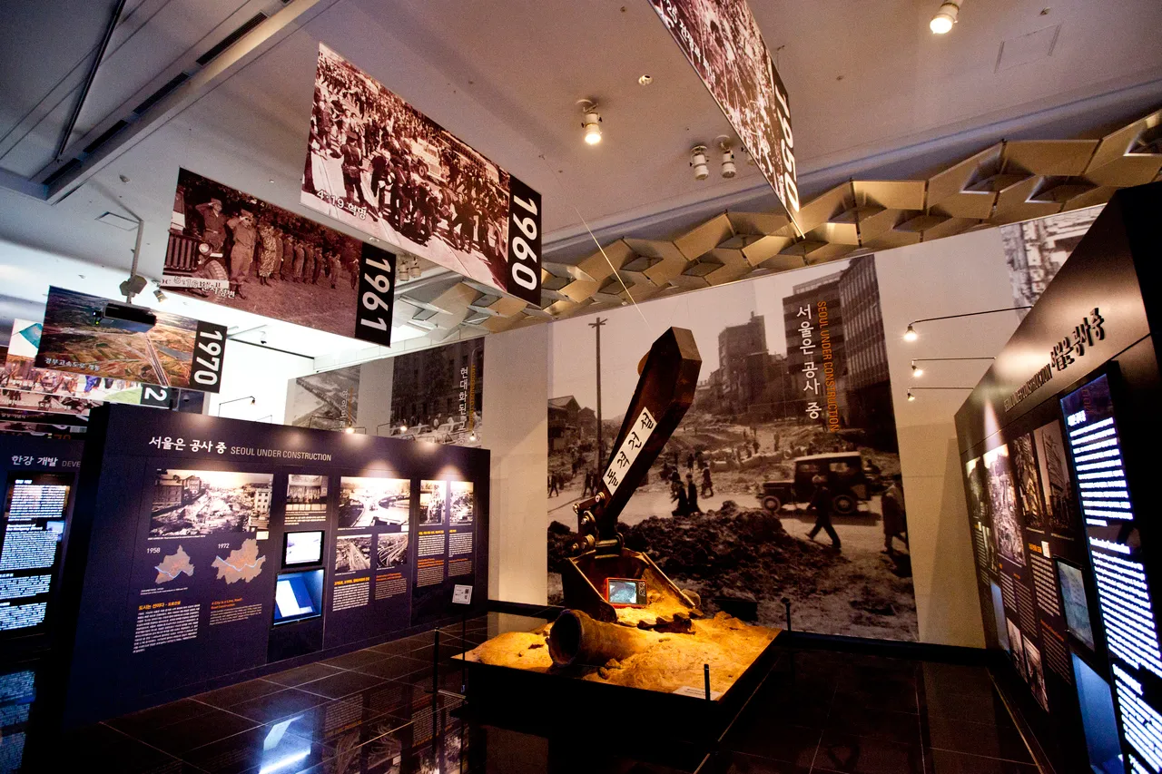 首爾歷史博物館 — 首爾城市發展史展覽室（2014年3月）（照片：韓國觀光公社觀光照片庫・攝影 한국관광공사 이범수・公共授權第1類）