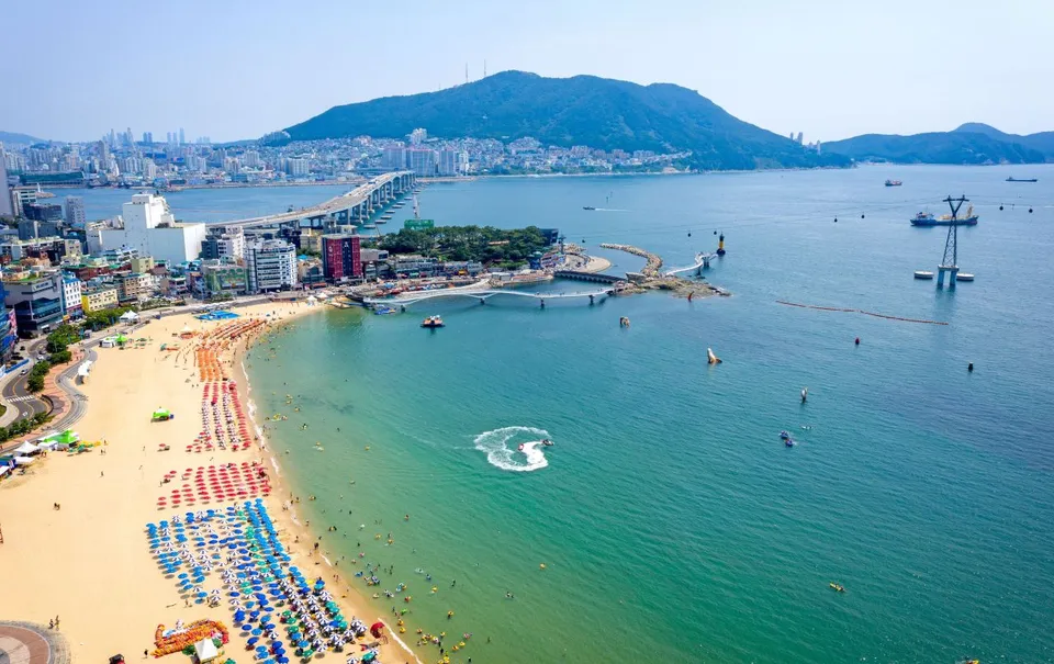 松島海水浴場 — 松島海水浴場與海上城市全景（2020年）