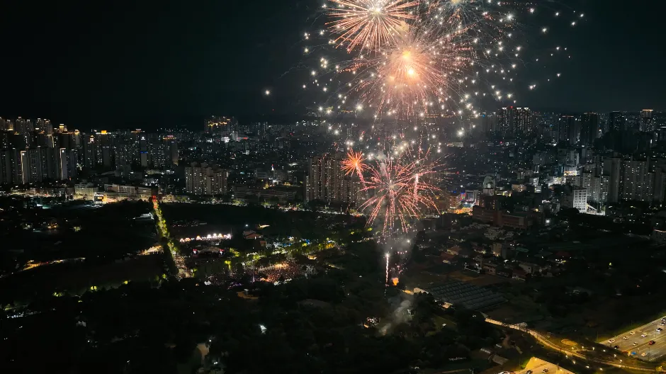 2025年煙火（照片：韓國觀光公社・公共授權第3類）